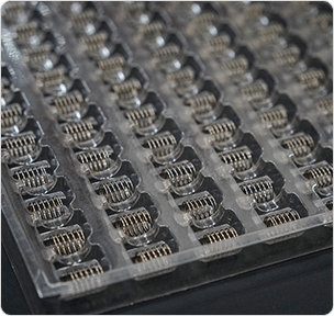Plastic tray